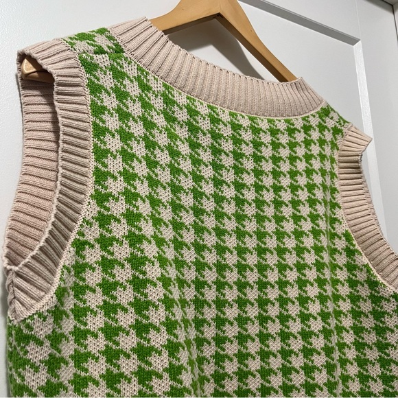 Houndstooth Knit Sweater Vest Sleeveless V-Neck Pullover Knitwear - Women’s S - Picture 6 of 8